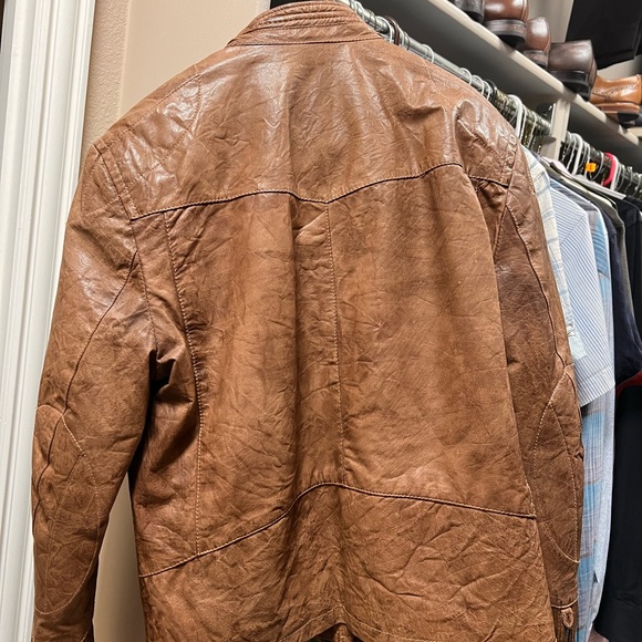 Like new genuine leather jacket. Worn two times, just dont need this in Texas. - Picture 8 of 11
